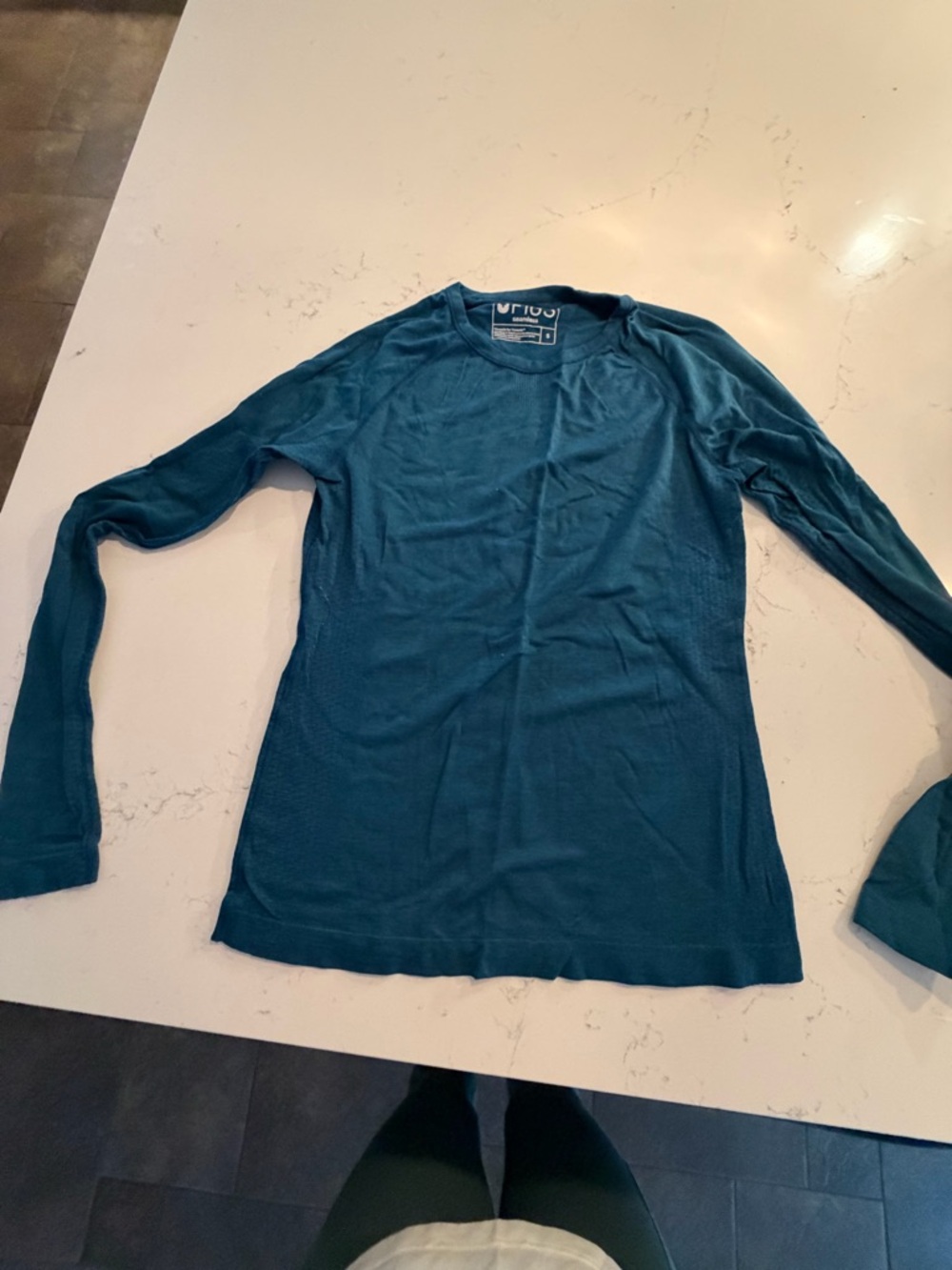 FIGS Seamless Top 5 total, black, plum, beige, burgundy, teal - Picture 6 of 11